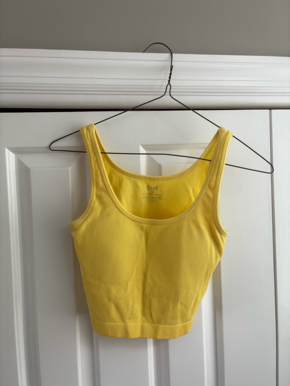 Sunny Scoop Neck Ribbed Crop Tank Top - Yellow